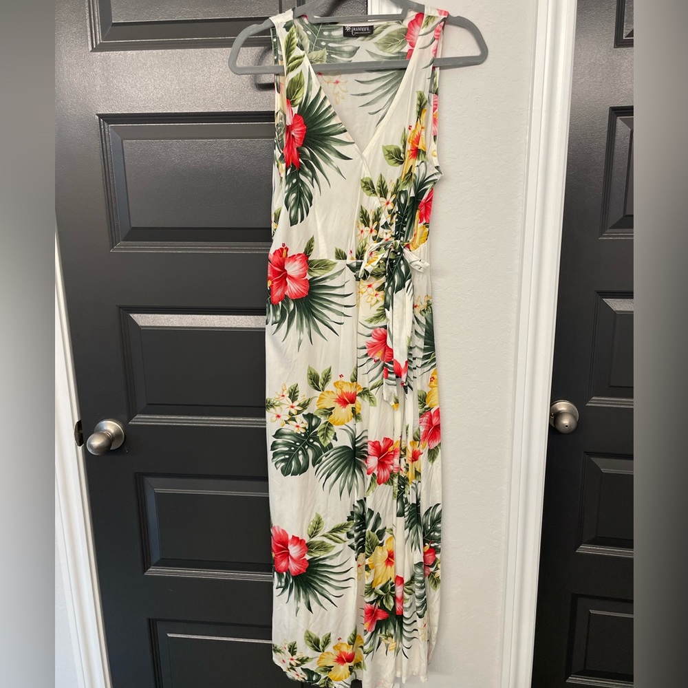 Hawaiian floral sundress